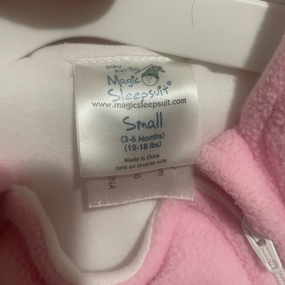 Baby Merlin magic sleep suit - Picture 2 of 4
